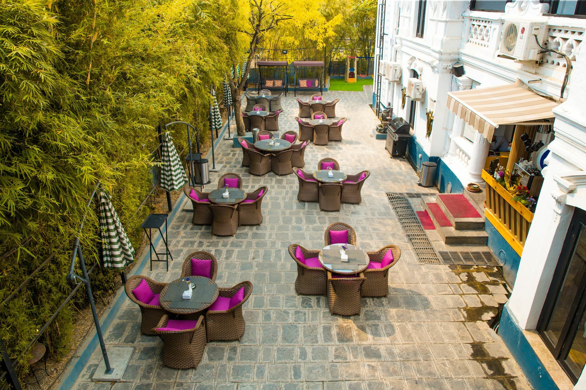 รอยัล เอ็มไพร์ บูทิก โฮเต็ล Hotel กาฐมาณฑุ ภายนอก รูปภาพ